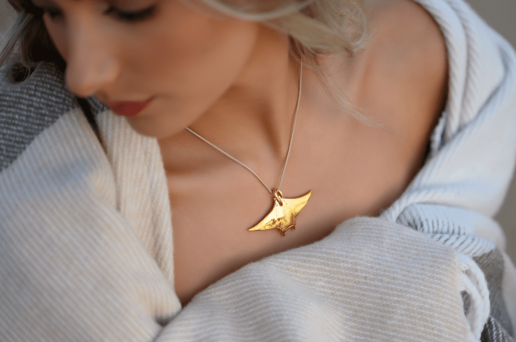 Manta Ray Tail Hanging Pendant Jewelry Design | 24k Gold | .9999 Fine Gold - Image 2